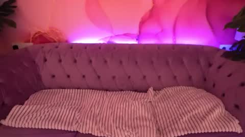 Snapshot of kellybabbe chatting on 11-24-25, 02:39 Kelly online show from 11-24-25, 02:39