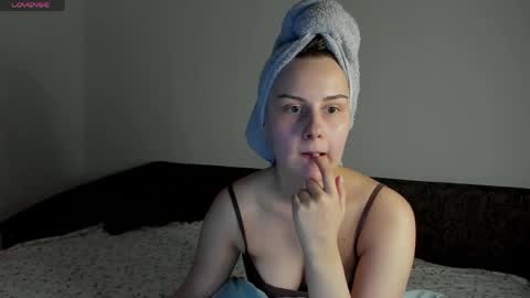 Im Kelly online show from 05-31-26, 06:42
