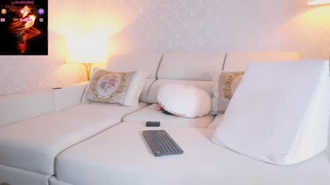 vanessa online show from 03-04-26, 06:03