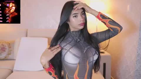 Snapshot of kellyfernandes chatting on 04-25-26, 06:16 vanessa online show from 04-25-26, 06:16