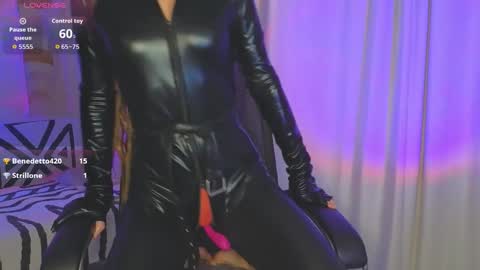 KellyFouler online show from 03-26-26, 04:12