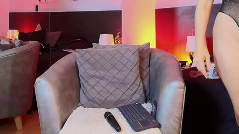 Snapshot of kellylust_ chatting on 03-08-25, 02:55 Kelly online show from 03-08-25, 02:55