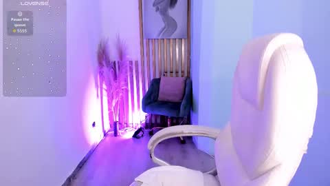 kellyMillian  online show from 02-26-26, 02:38