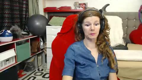 Snapshot of kellynumber chatting on 01-09-25, 07:08 kelly online show from 01-09-25, 07:08