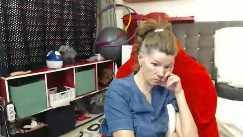Snapshot of kellynumber chatting on 02-05-25, 05:20 kelly online show from 02-05-25, 05:20