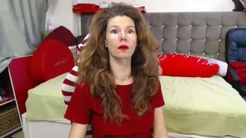 kelly online show from 11-18-25, 09:25