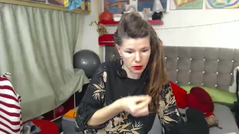 kelly online show from 03-07-26, 12:18