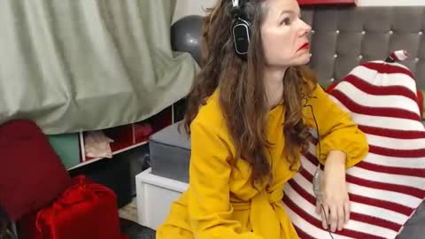 kelly online show from 03-08-26, 02:04