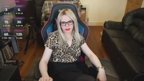 kelseycobalt online show from 10-11-25, 07:45