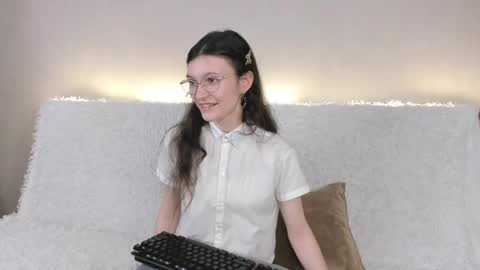 Snapshot of kelsirabenold chatting on 05-18-26, 04:51 Kelsirabenold online show from 05-18-26, 04:51