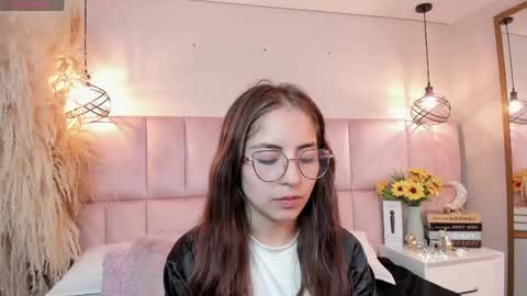 Snapshot of kely_morgan chatting on 06-03-26, 02:33 Kely online show from 06-03-26, 02:33