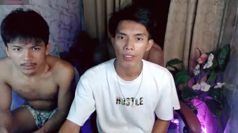 Snapshot of ken_minjun chatting on 06-10-26, 01:32 ken_minjun online show from 06-10-26, 01:32