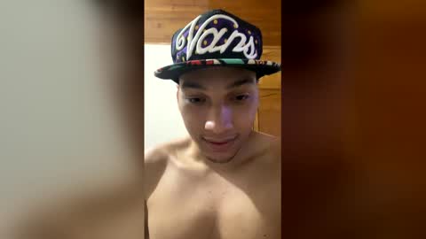 Snapshot of ken_xaru chatting on 04-12-26, 06:07 Leto Ken online show from 04-12-26, 06:07