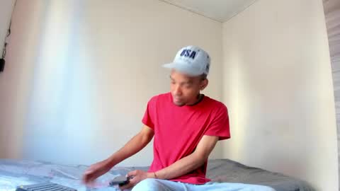Snapshot of kenan_2601 chatting on 05-18-26, 01:17 kenan 2601 online show from 05-18-26, 01:17