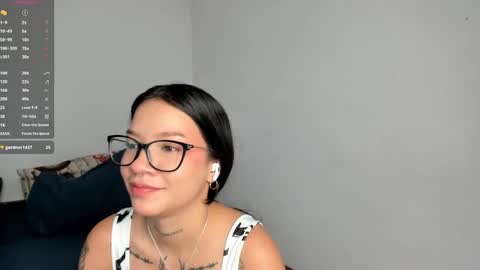 Kendal online show from 02-26-25, 03:41