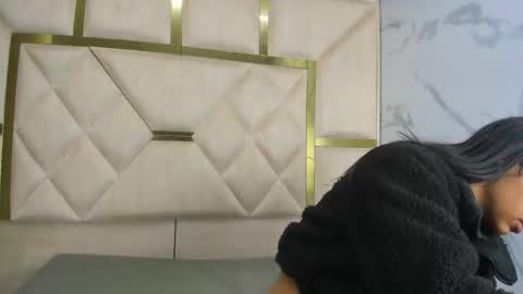 Snapshot of kendall69__ chatting on 10-27-25, 12:53 kendall69__ online show from 10-27-25, 12:53