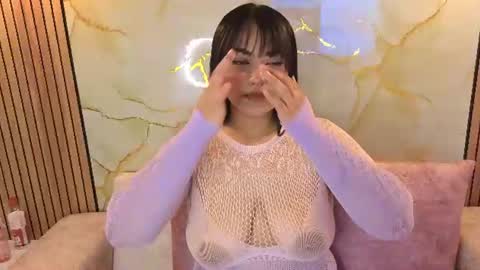 Snapshot of kendall_curves chatting on 07-19-26, 08:01 Kendall no Jenner online show from 07-19-26, 08:01