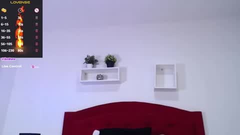 Kendall online show from 03-11-25, 07:36