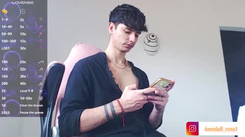 kendall ross online show from 10-29-25, 04:09