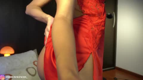Snapshot of kendall_ruiiz chatting on 12-24-24, 01:59 Andrea online show from 12-24-24, 01:59