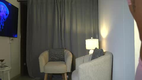 Snapshot of kendall_ruiiz chatting on 09-13-25, 12:10 Andrea online show from 09-13-25, 12:10