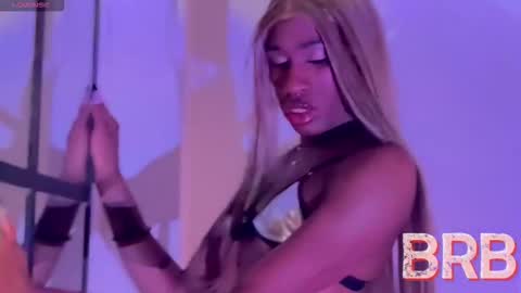 kendallgil_ online show from 10-27-25, 05:00