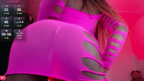 kendallgil_ online show from 12-05-25, 06:44