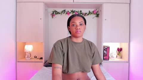 Kendal online show from 10-14-25, 04:13