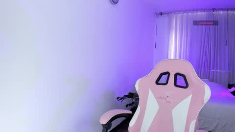 Kendall online show from 03-01-26, 07:16