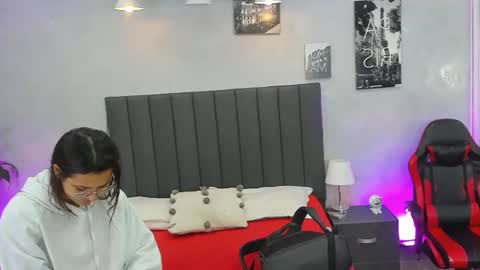 Kendra London online show from 07-14-26, 11:16