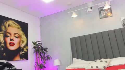 Kendra London online show from 07-21-26, 01:02
