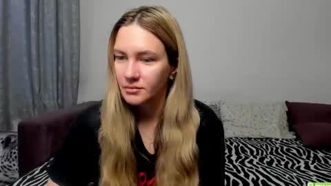 Kendra online show from 09-29-25, 12:49