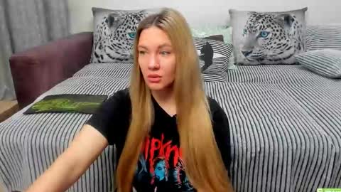 Kendra online show from 10-13-25, 12:54