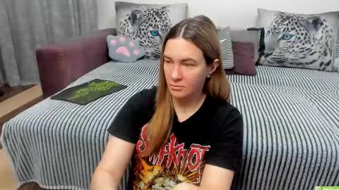 Snapshot of kendra_xx_ chatting on 02-22-26, 01:40 Kendra online show from 02-22-26, 01:40