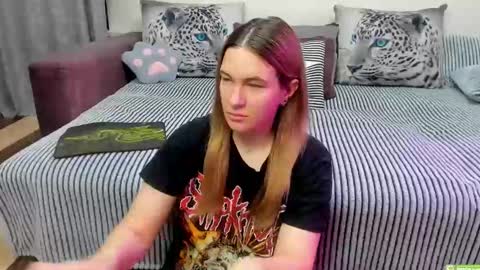 Snapshot of kendra_xx_ chatting on 02-28-26, 11:50 Kendra online show from 02-28-26, 11:50