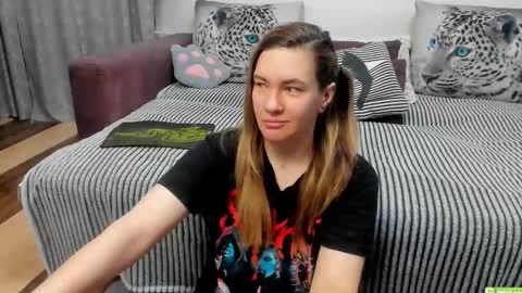 Kendra online show from 04-19-26, 11:18