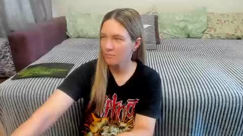 Snapshot of kendra_xx_ chatting on 07-05-26, 11:45 Kendra online show from 07-05-26, 11:45