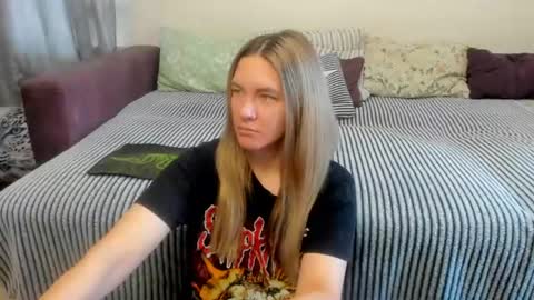 Snapshot of kendra_xx_ chatting on 07-09-26, 12:15 Kendra online show from 07-09-26, 12:15