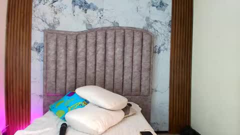 Mamasita online show from 02-14-26, 05:21