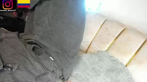 Snapshot of kendrik_brown chatting on 05-11-26, 02:06 kendrick brown online show from 05-11-26, 02:06