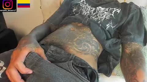 Snapshot of kendrik_brown chatting on 05-12-26, 12:19 kendrick brown online show from 05-12-26, 12:19