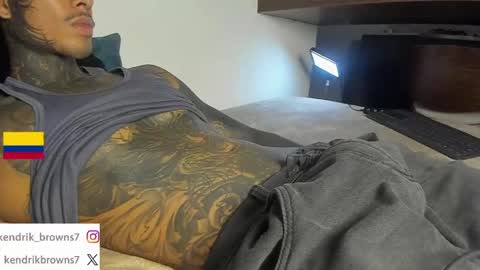 Snapshot of kendrik_brown chatting on 06-05-26, 07:52 kendrick brown online show from 06-05-26, 07:52