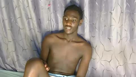 Snapshot of kenna_ass chatting on 02-23-26, 03:53 Kenia online show from 02-23-26, 03:53