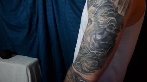 Kennfox777 online show from 12-24-24, 06:44