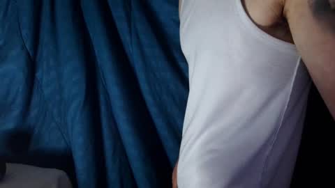 Kennfox777 online show from 01-01-25, 10:56