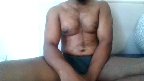 Snapshot of kennsexy chatting on 07-19-26, 04:33 kennsexy online show from 07-19-26, 04:33
