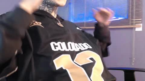 kenny online show from 12-17-25, 04:02