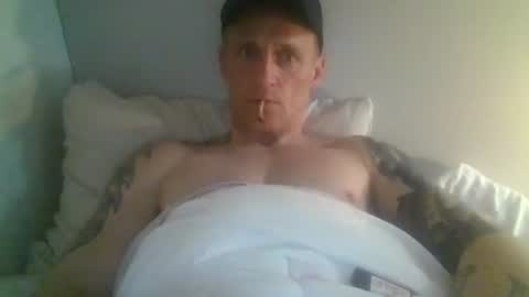Snapshot of kennyboyk chatting on 05-18-26, 04:51 kennyboyk online show from 05-18-26, 04:51