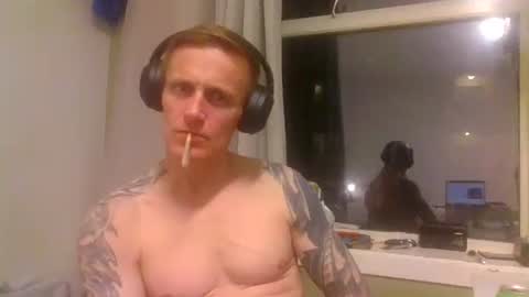 Snapshot of kennyboyk chatting on 05-20-26, 11:44 kennyboyk online show from 05-20-26, 11:44