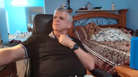 kent_ham online show from 10-24-25, 01:57